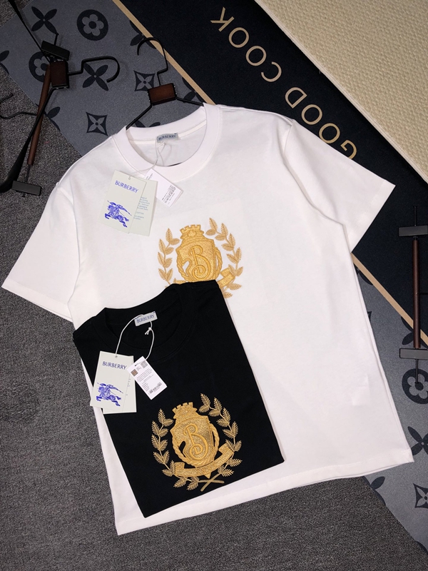 ブランドTシャツ背面デザイン